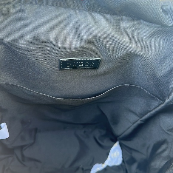 New GUESS Men’s Backpack - Picture 9 of 10